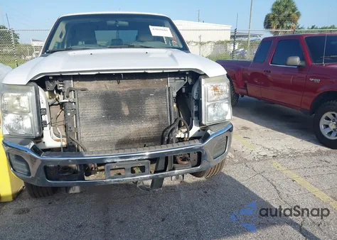 2012 Ford F-250 Xlt from USA, damaged, VIN 1FT7W2B66CEB49434